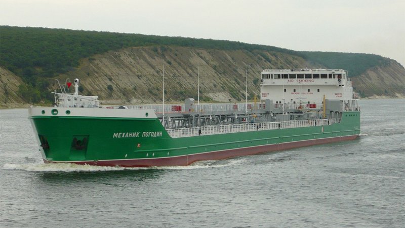 Танкер механик Харитонов