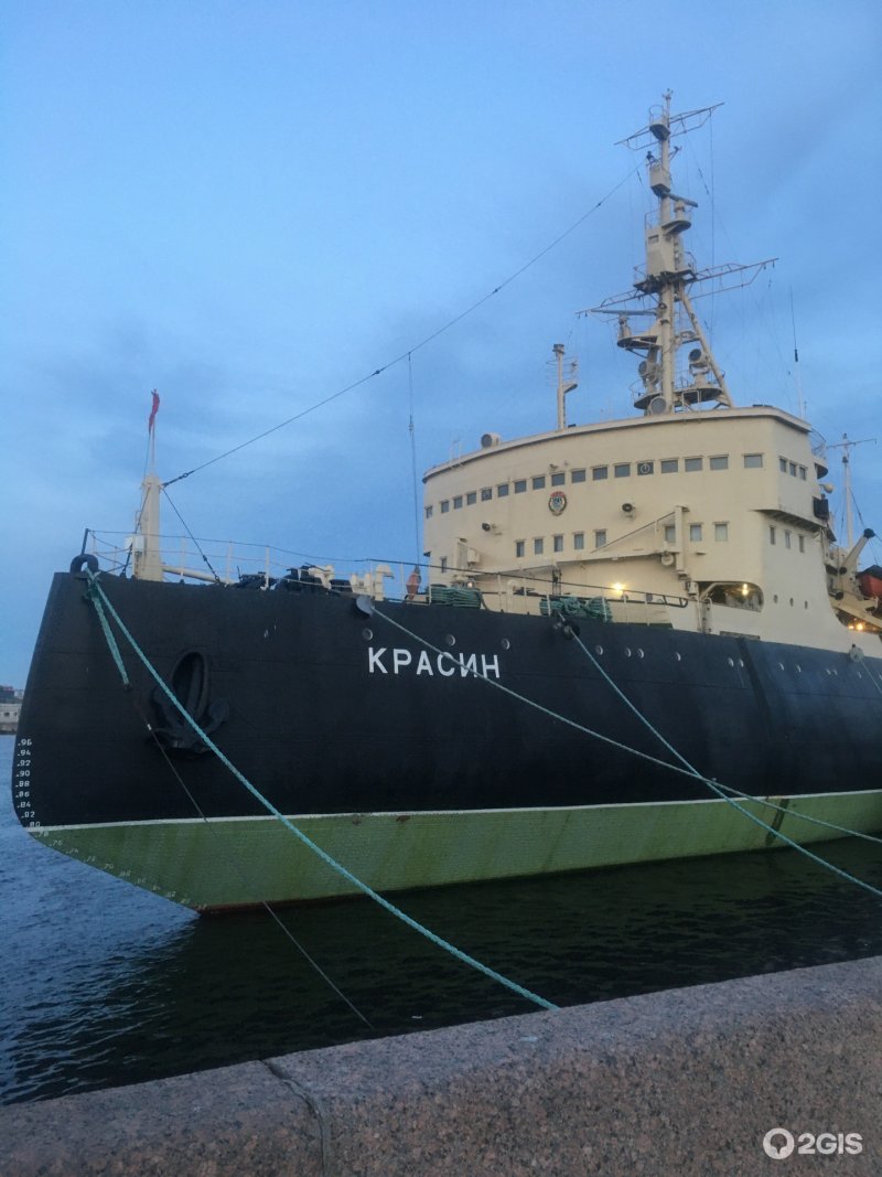 Ледокол Красин 2020