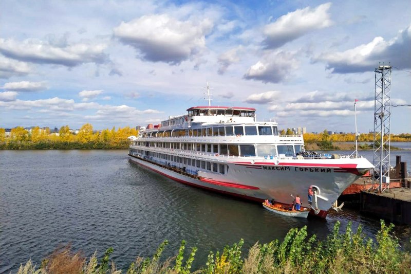 Теплоход Максим Горький Красноярск