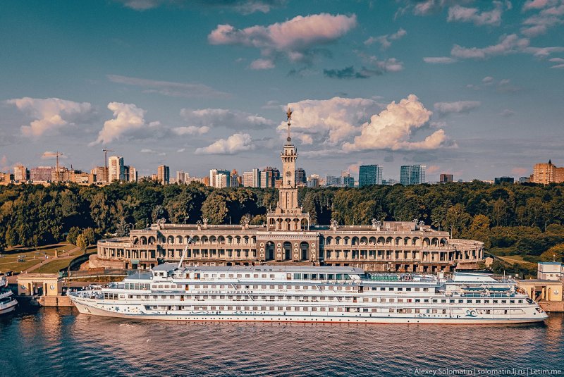 Речной вокзал Москва лайнеры