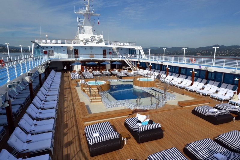 MSC Fantasia лаундж