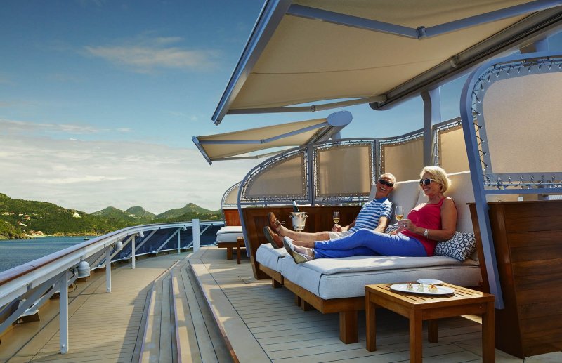 Дубай лайнер MSC lirica