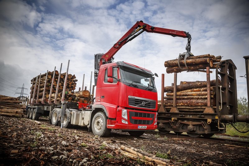 Volvo FH 6x4 сортиментовозов