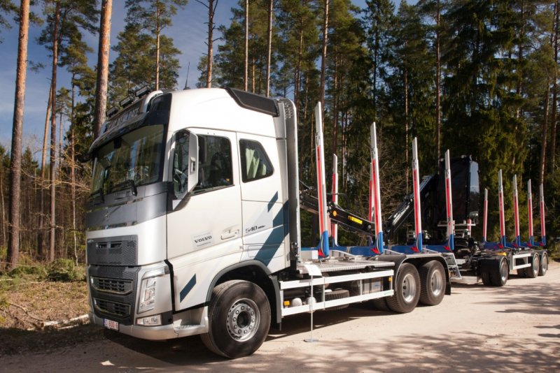 Volvo fh16 лесовоз