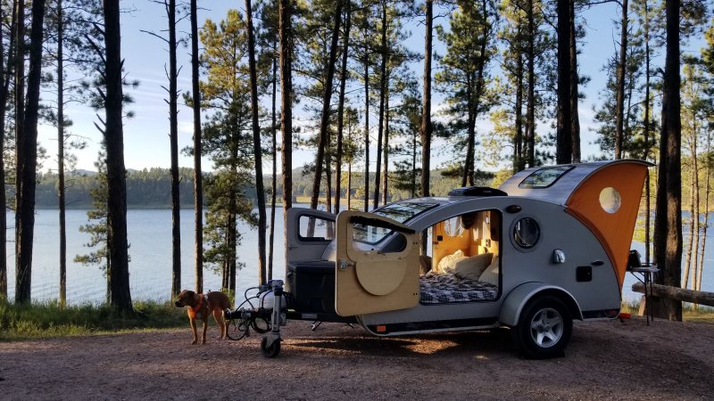 Прицеп Happier Camper