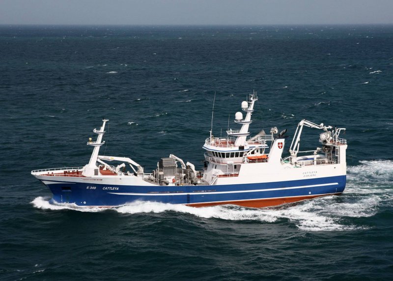 Траулер sk4106r