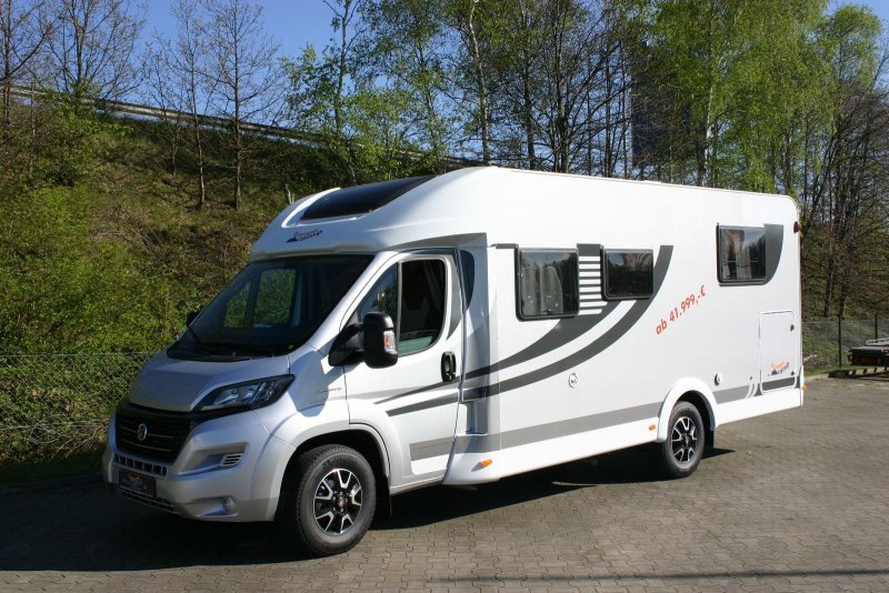 Автодом полуинтегрированный Orange Camp 55