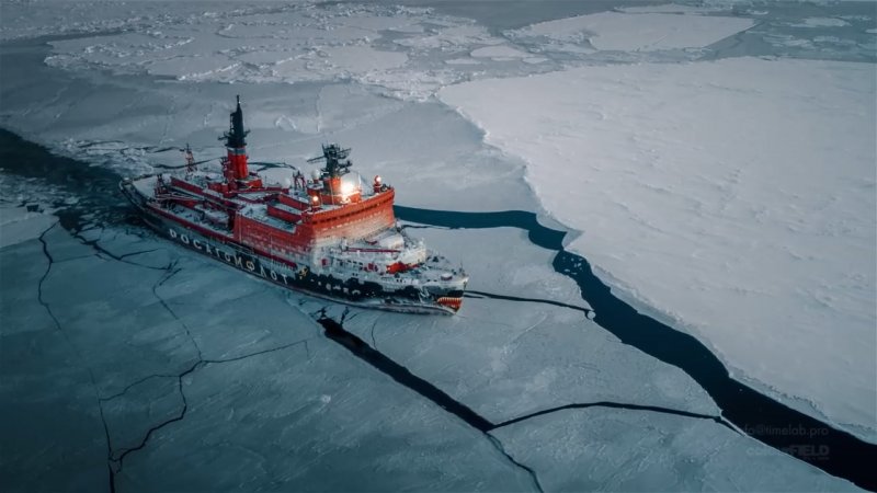 Обледеневший корабль