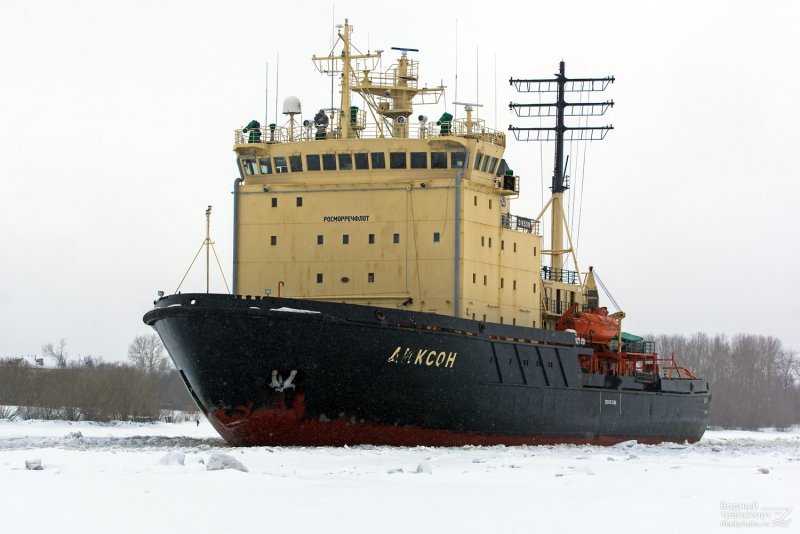 Ледокол Диксон Росморпорт