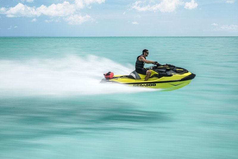 Гидроцикл «Sea Doo RXT 300»