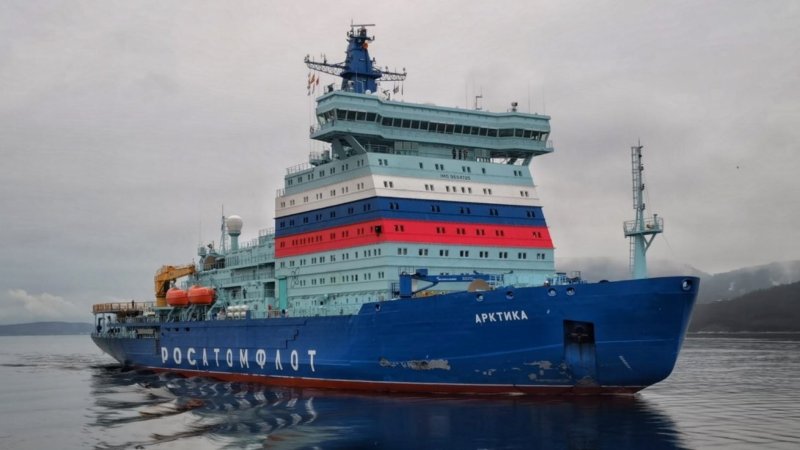 Ледокол Арктика в Кронштадте