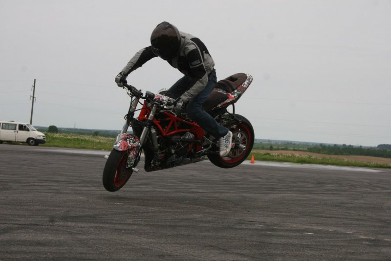 BMW f800r Chris Pfeiffer Edition