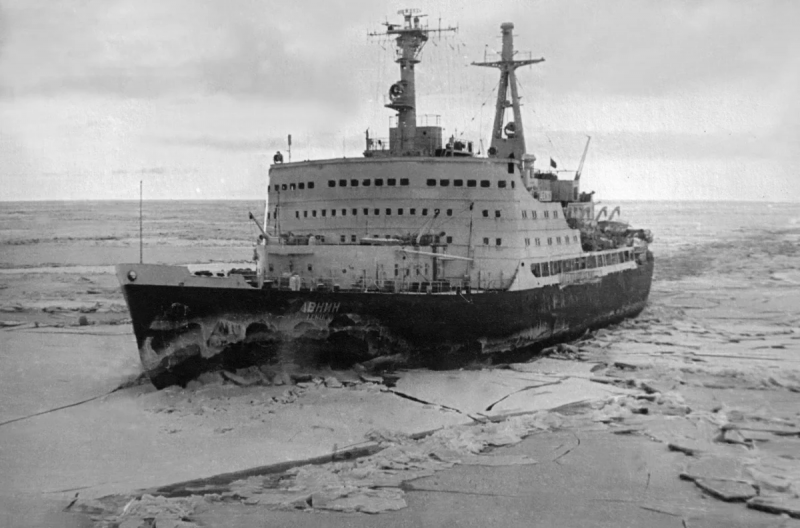 Атомный ледокол Ленин 1959