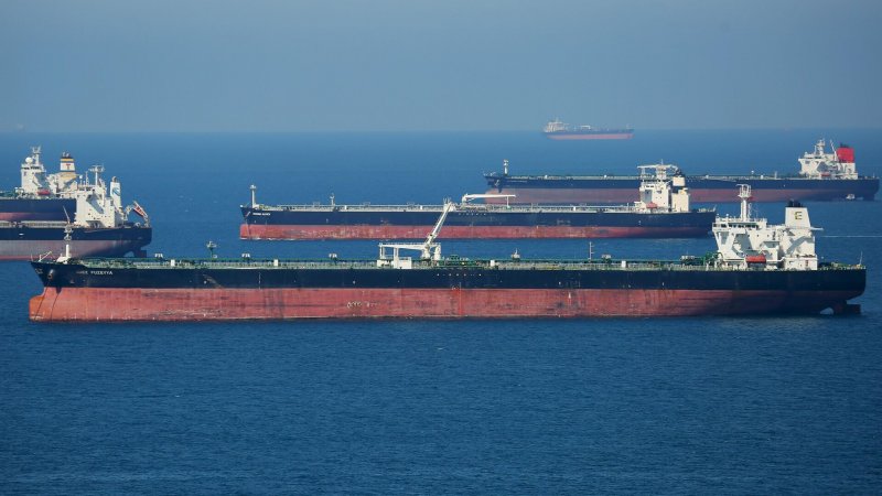 Нефтеналивной танкер Серго Орджоникидзе