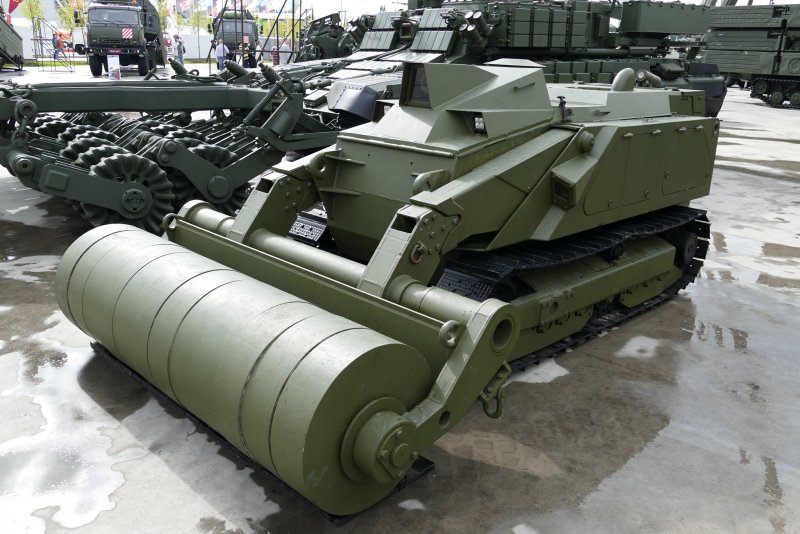 Робототехнический комплекс разминирования «Уран-6»