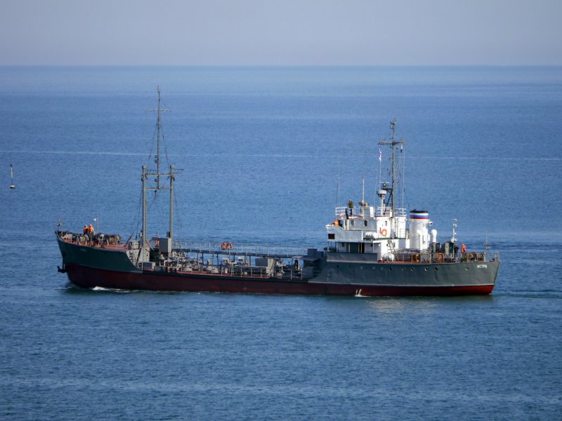 Малый морской танкер печа