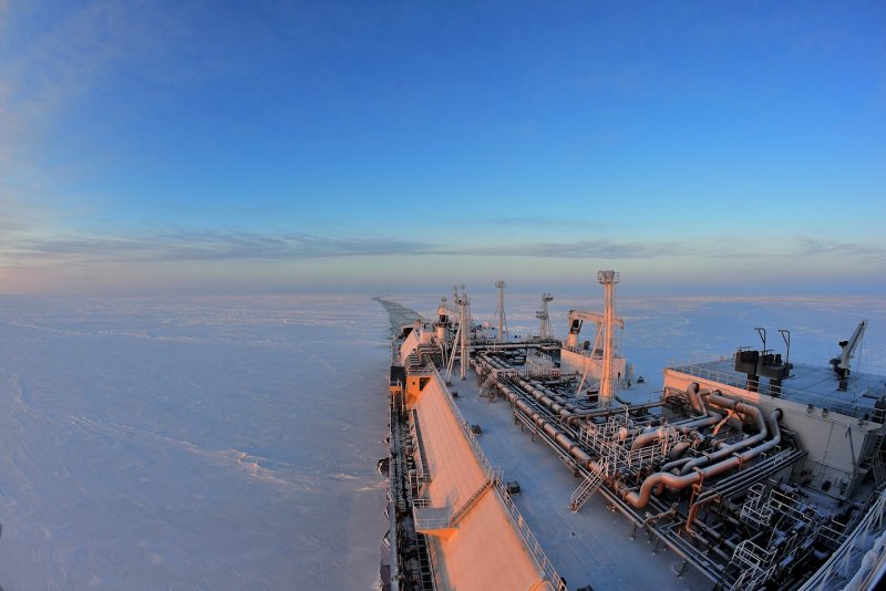 Танкер-газовоз Кристоф де Маржери