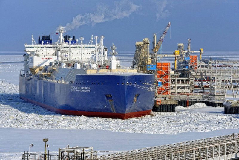 Танкер газовоз СКФ