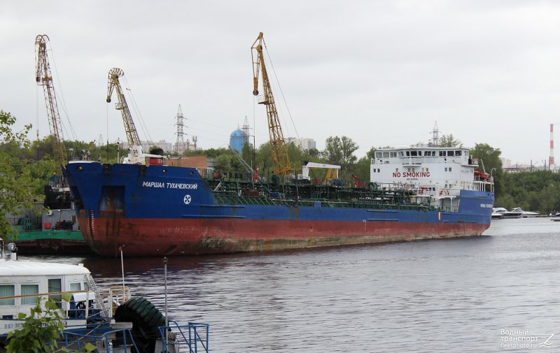 Теплоход толкач Тухачевский
