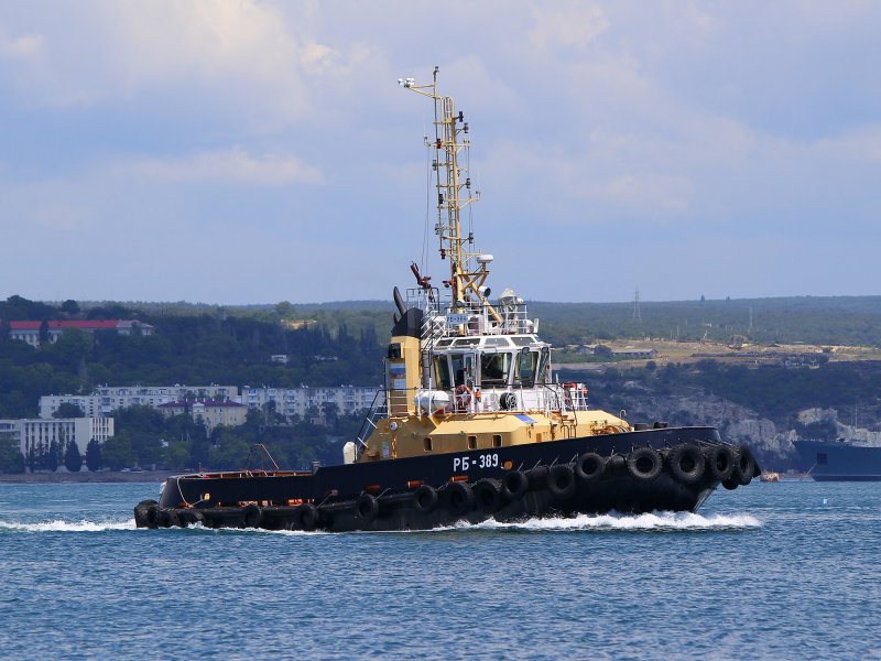 Буксир РБ 389
