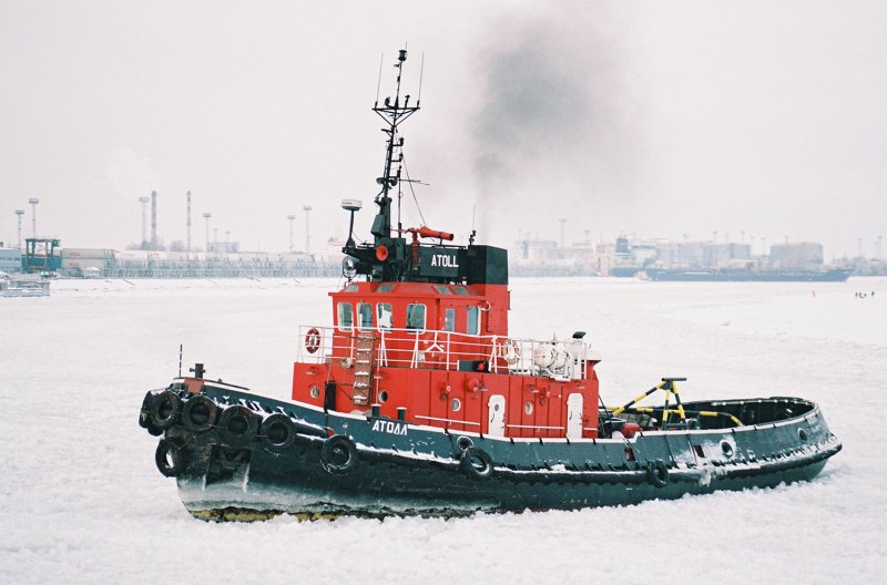 Морской буксир Вест