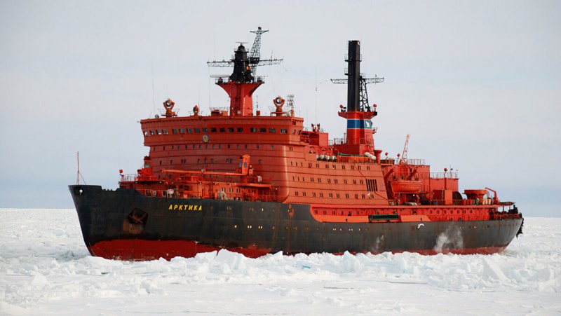 Круиз на Северный полюс на ледоколе 50 лет Победы