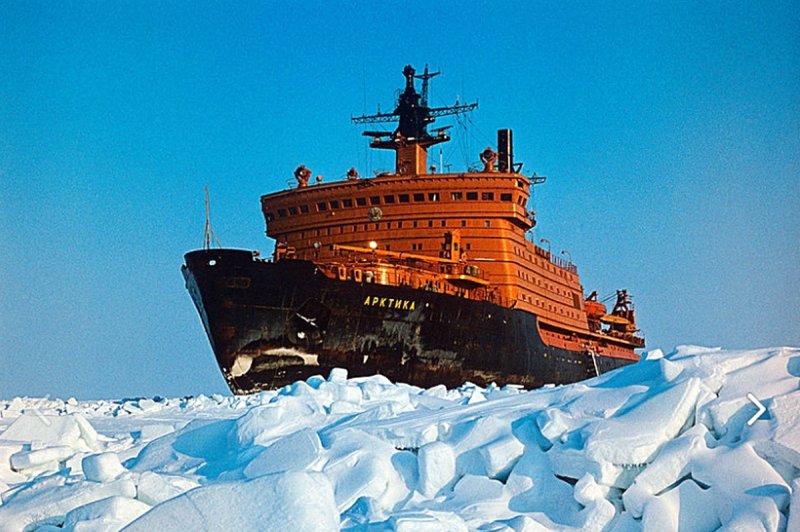 Ледокол арт