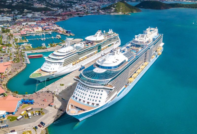 Круизный лайнер Royal Caribbean