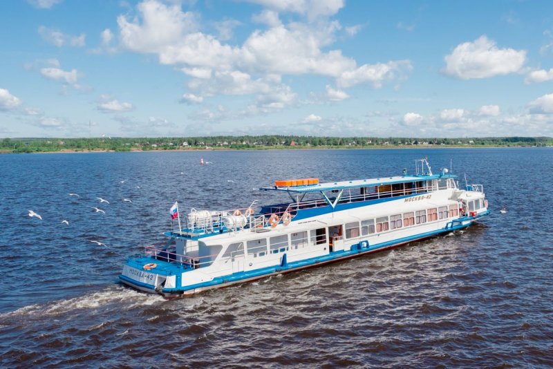 Теплоход Кама Пермь