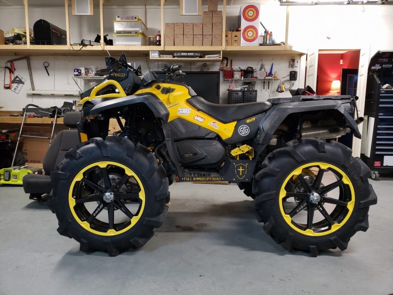 Quadriciclo 4x4 Outlander x XC