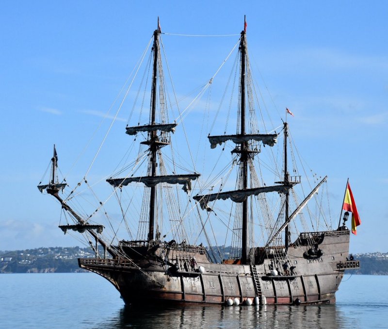 Фрегат el Galeon