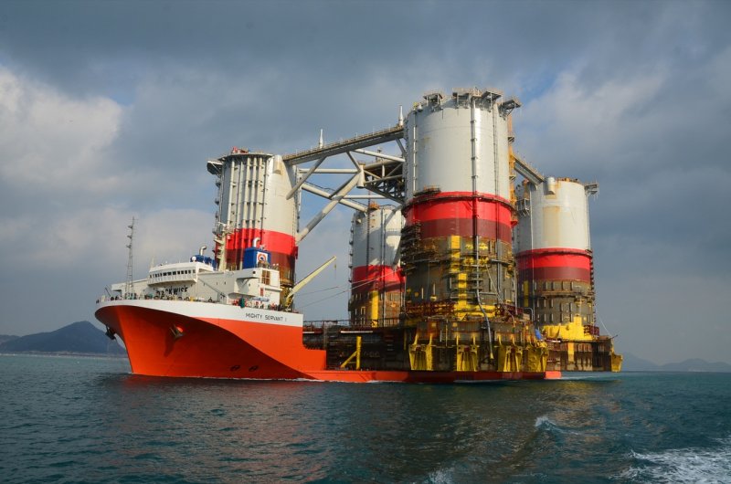 Самый большой корабль в мире Prelude FLNG