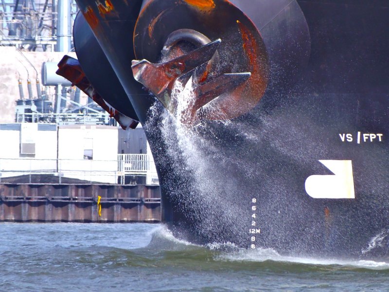VLCC танкер