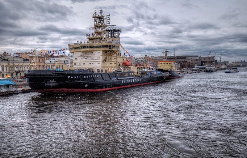 Ледокол 21900 Санкт-Петербург