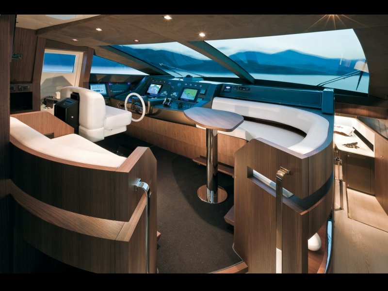 Motor Yacht Riva 112