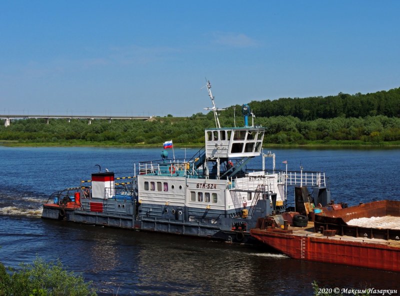 Теплоход БТМ 521