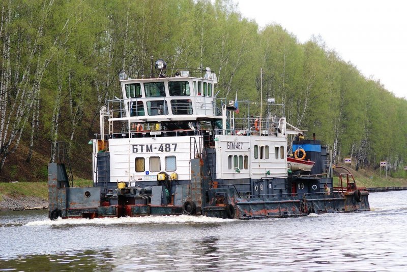 Буксир толкач РТ 690