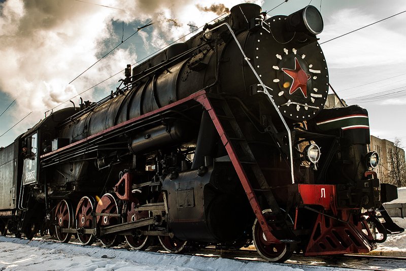 Паровоз л 3653