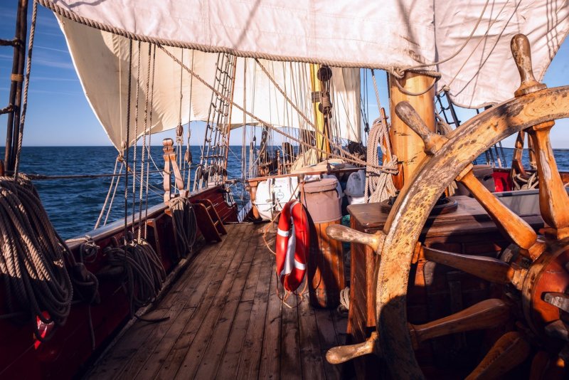 Шхуна Святой Петр в пиратах Карибского моря