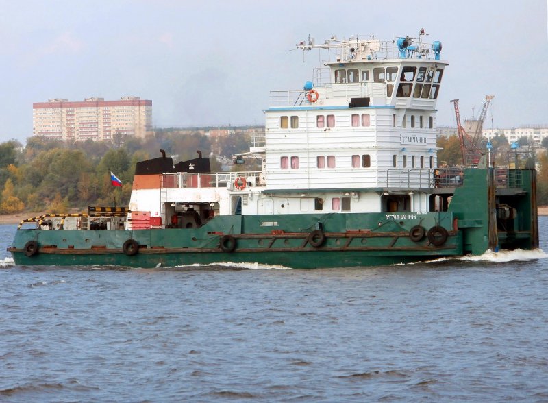 Теплоход Аркуль