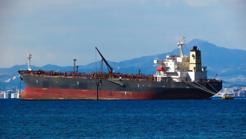 Front Antares танкер