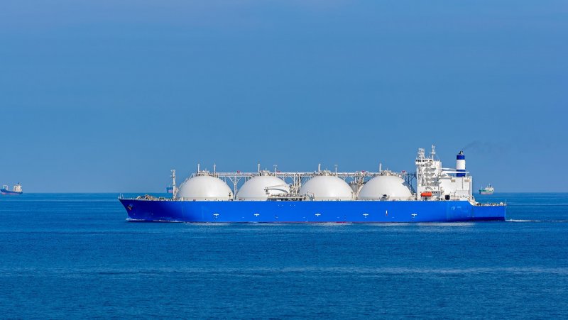 Огромные газовозы LNG