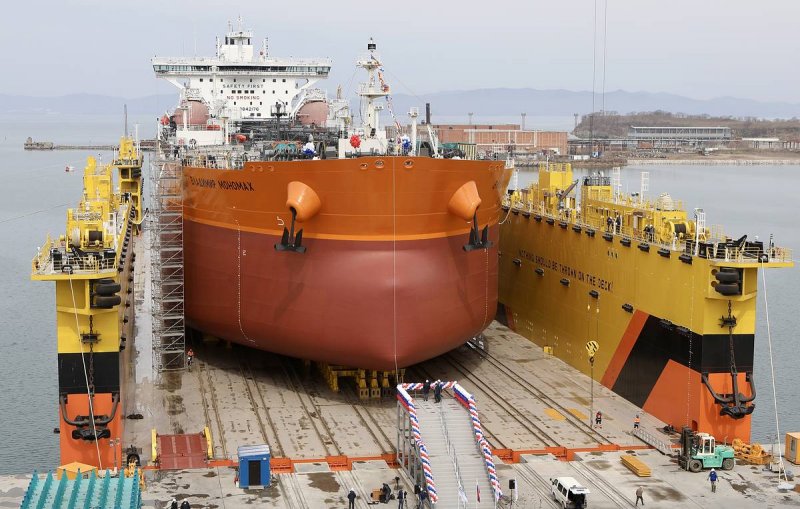 Oil Chemical Tanker