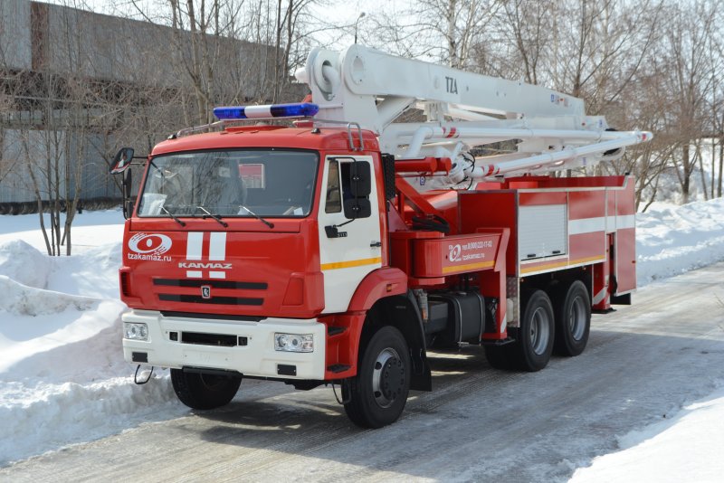 Bronto Skylift Mercedes-Benz Actros