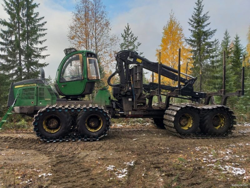 Форвардер John Deere