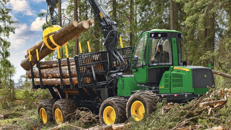Джон Дир 1210e