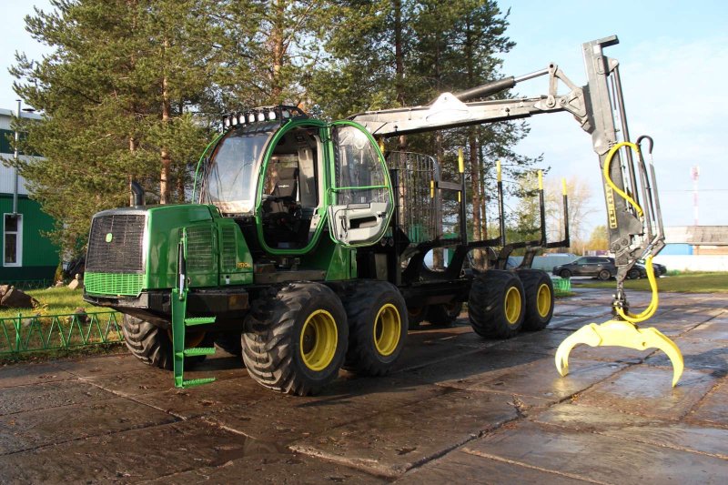 John Deere 1270g