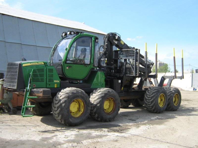John Deere 1510e