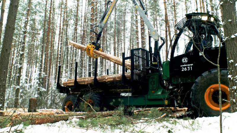 Амкодор форвардер 2662-01 резина ёлочка гусеницы
