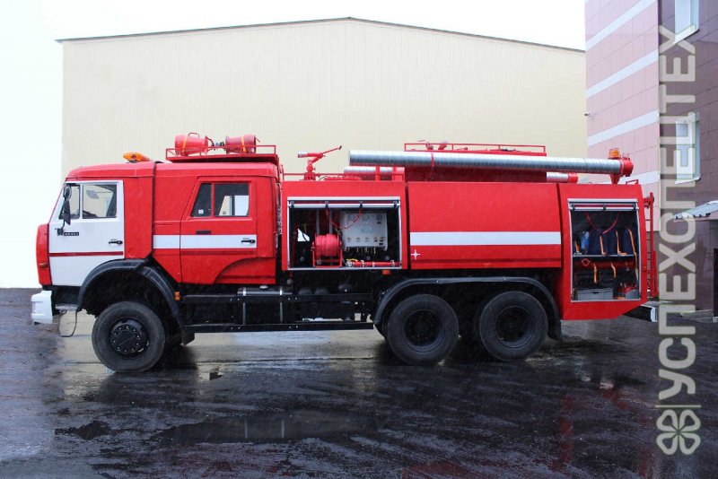 Пожарный автомобиль комбинированного тушения акт-6/1000-80/20 КАМАЗ-53229